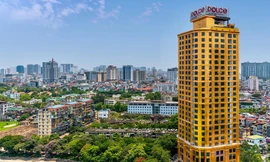 Có gì bên trong khách sạn dát vàng ‘độc nhất vô nhị’ tại Hà Nội