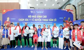 BVĐK Tâm Anh đón các huyền thoại bóng đá Anh đến hồi phục thể lực, chăm sóc sức khỏe