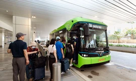 VinBus vận hành tuyến buýt điện độc quyền kết nối ba nhà ga sân bay Tân Sơn Nhất