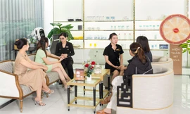 Cùng DIVA “bật” vẻ đẹp từ trái tim