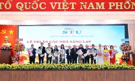 STU tổ chức lễ ra mắt hội đồng trường và tri ân các nhà sáng lập