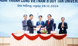 Ký kết giữa ĐH Duy Tân với Hyundai về học bổng và đào tạo nguồn nhân lực