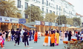 Xu hướng sắm Tết năm 2024: Đi một nơi, sắm cả Tết