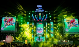 Dàn sao hàng đầu 'cháy' hết mình cùng khán giả Quảng Trị và Nghệ An trong đại nhạc hội đón Tết