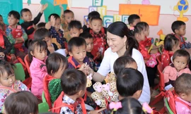 Generali Việt Nam mang “Bếp ấm cho em” đến với trẻ em Điện Biên 