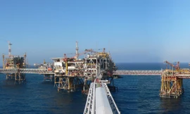 Cần sự điều chỉnh mang tính chiến lược để ngành Dầu khí vượt khó