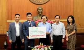 Ecopark ủng hộ đồng bào nghèo miền Trung 5 tỷ đồng khắc phục hậu quả bão lũ