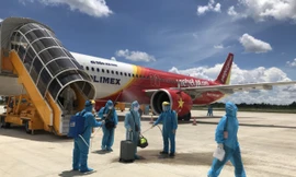 Tới hết thắng 7, Vietjet đã thực hiện các chuyến bay đặc biệt đón hơn 10.000 công dân Việt Nam từ khắp nơi trên thế giới về nước an toàn