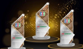 FE CREDIT lập cú hat-trick tại giải thưởng thẻ JCB