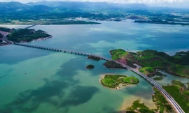 Cao tốc do Sun Group đầu tư tại Quảng Ninh đẹp mơ màng trước giờ thông xe