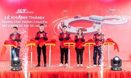Trung tâm trung chuyển mới của J&T Express: Giảm lo âu cho người bán giữa ma trận cạnh tranh 