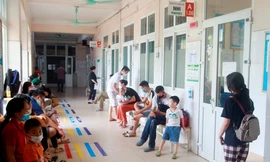 Bác sĩ đưa ra cảnh báo khẩn cấp về thói quen rửa tay với nước mang bệnh đến cho trẻ 