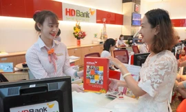 Mừng 8/3 trao gửi yêu thương - ngập tràn quà tặng từ HDBank
