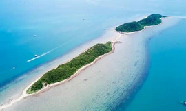 Điểm danh những bờ biển nguyên sơ chờ được khám phá của Việt Nam