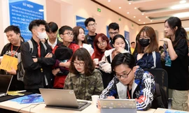 CSR - 'Chìa khóa' cơ hội cho các bạn trẻ 