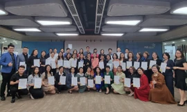 Mua bảo hiểm qua ngân hàng: nhìn từ quyền lợi của khách hàng