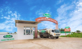 Nutifood trợ giá sữa 50%, đồng hành cùng TP.HCM và Bình Dương vượt dịch 