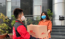 Nỗ lực vượt khó cùng người lao động của J&T EXPRESS trong mùa dịch