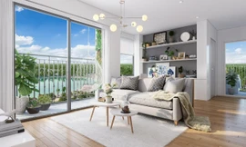 Theo chân MC điển trai đi “chốt” nhà mùa dịch