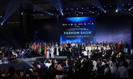 Bảo tồn di sản và sáng tạo ngành thời trang Việt tại Fashion Show 'Cội Nguồn Tinh Hoa Hội Tụ'