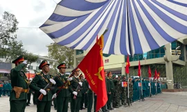 Quận đội Hai Bà Trưng ra quân huấn luyện năm 2024