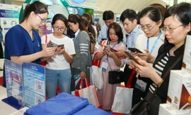 Chiến lược đào tạo giúp đội ngũ Long Châu tự tin chăm sóc sức khỏe hơn 20 triệu khách hàng