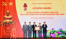 Lý do giúp Viettel Global nhận ‘cơn mưa’ bằng khen, huân chương cuối năm 