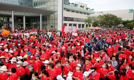 Bước chân thiện nguyện mang Xuân ấm áp cho bà con nghèo