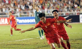 HLV Goetz phớt lờ Như Thành, Hồng Sơn, Vũ Phong