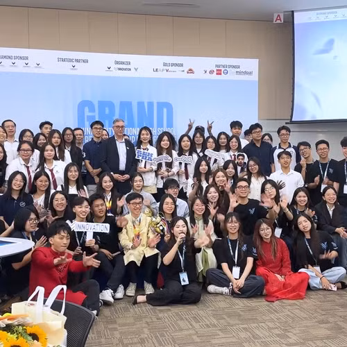 Chung kết VNEC 2026: Khi ý tưởng tuổi teen trở thành dự án khởi nghiệp "đỉnh chóp"