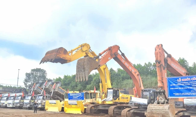 Khởi công xây dựng cao tốc Dầu Giây - Tân Phú