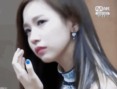 Có ai như Mina (TWICE), bật khóc cũng xinh đẹp ngời ngời khiến người khác “đứng hình” ảnh 3 Có ai như Mina (TWICE), bật khóc cũng xinh đẹp ngời ngời khiến người khác “đứng hình” ảnh 3