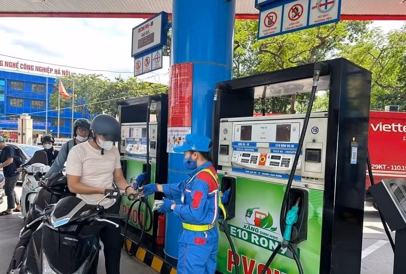 Chuyển đổi xăng E10 phải hướng tới 'tạo điều kiện tốt nhất cho người dân'
