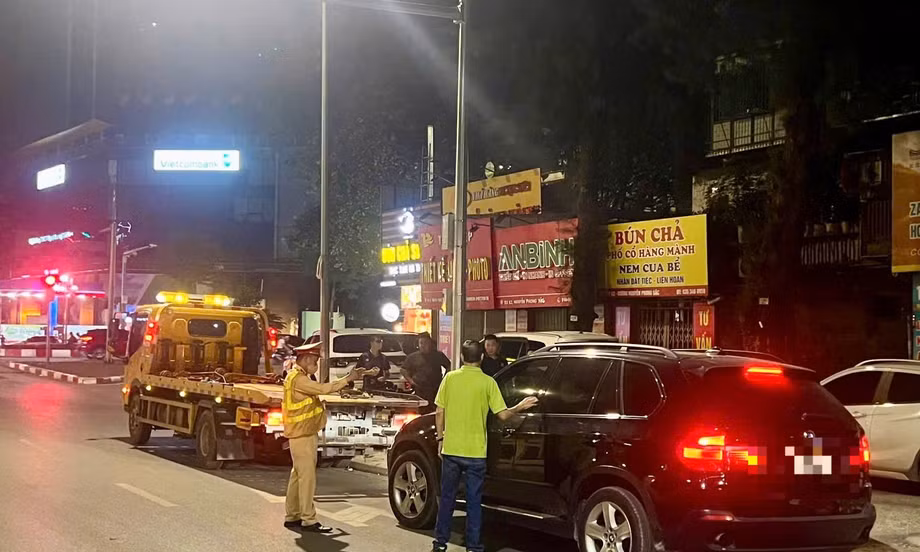 Hà Nội: Phát hiện nhiều tài xế ô tô vi phạm nồng độ cồn ở mức cao