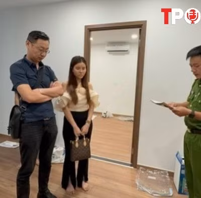 NÓNG 1/12: Công an TPHCM vạch trần cách thức điều hành mại dâm của cựu tiếp viên hàng không
