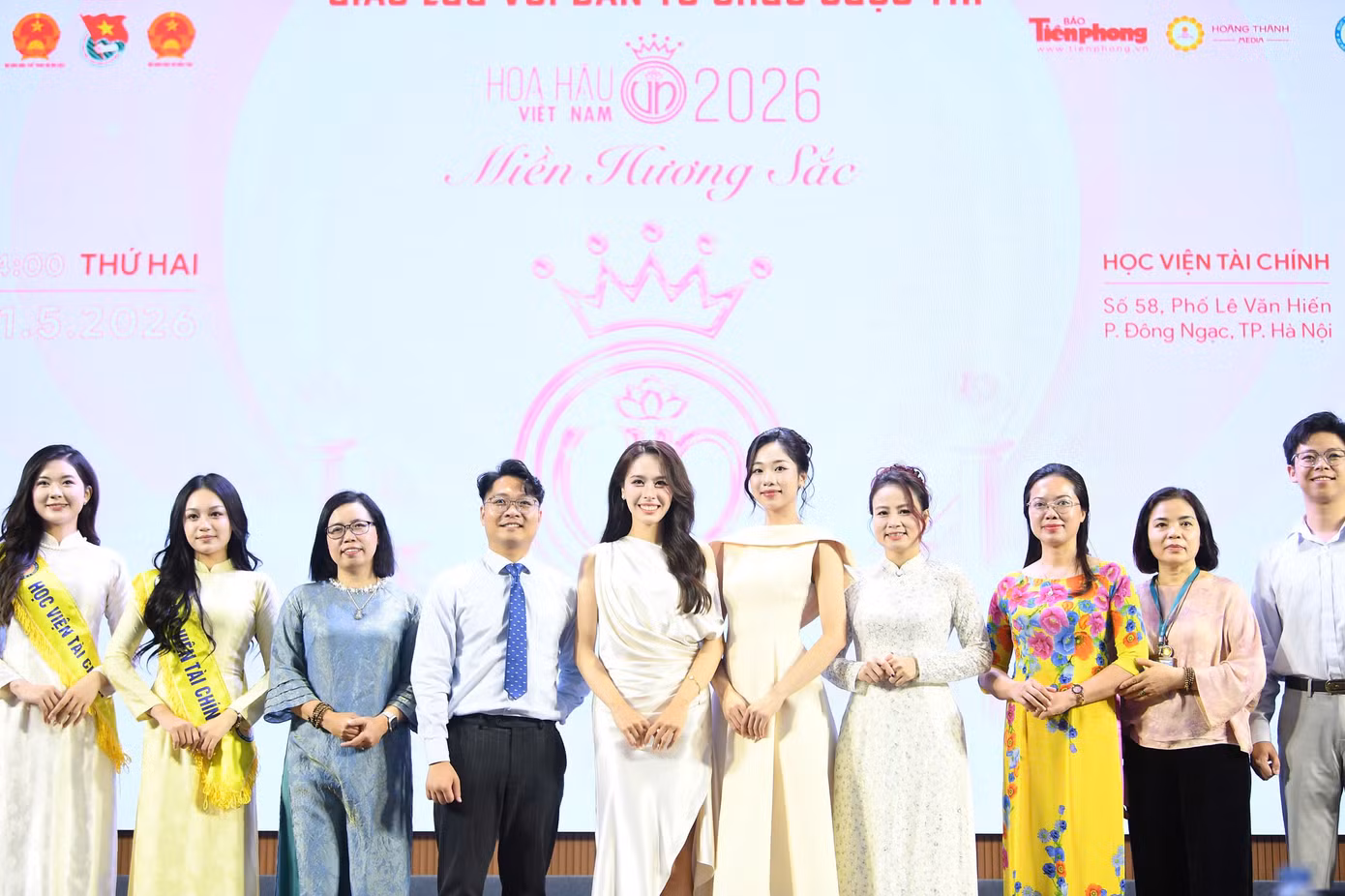 z7814160630926-9eb45f78f0dbab2eebddfe0b11260549.jpg
