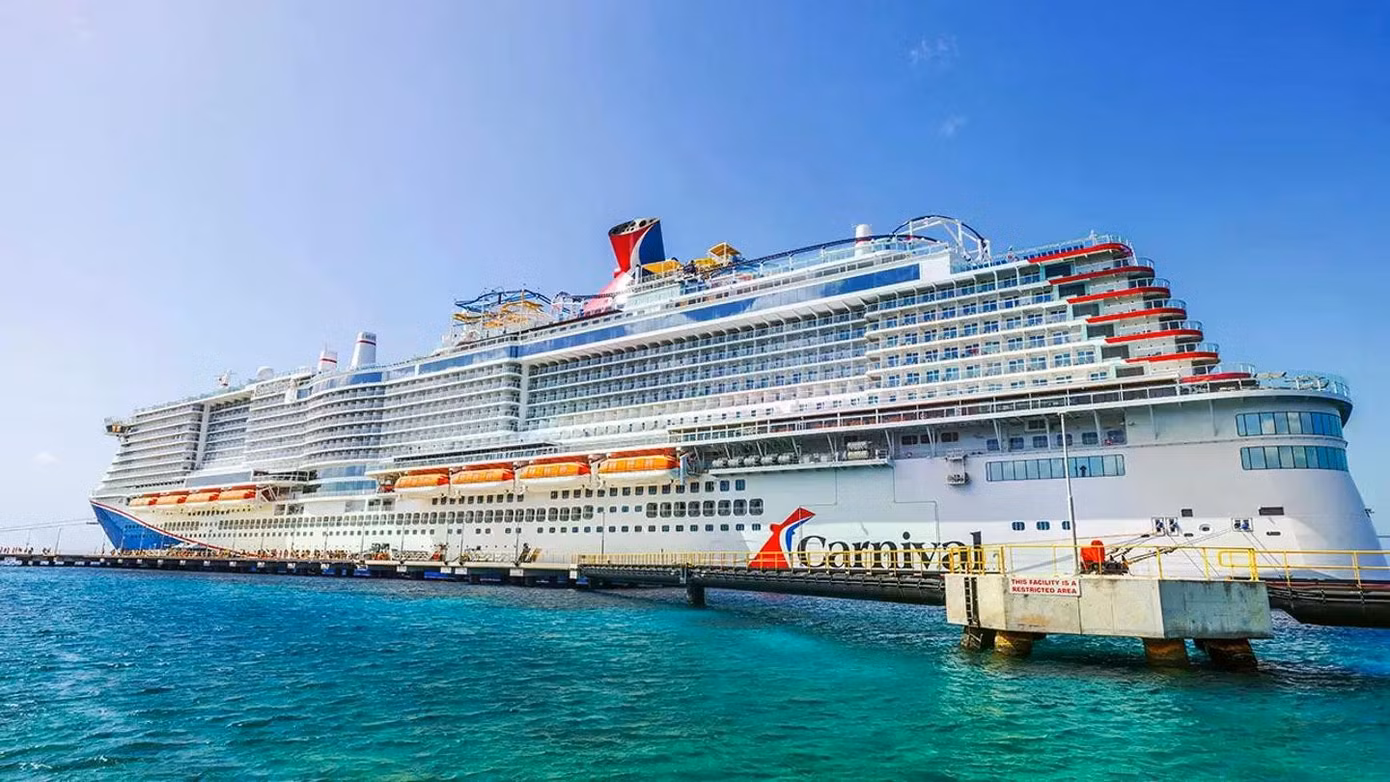 carnival-cruise-ship-curacao-fox-news-001.jpg