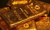 Giá vàng thế giới tăng hiếm thấy, điều gì đang xảy ra?