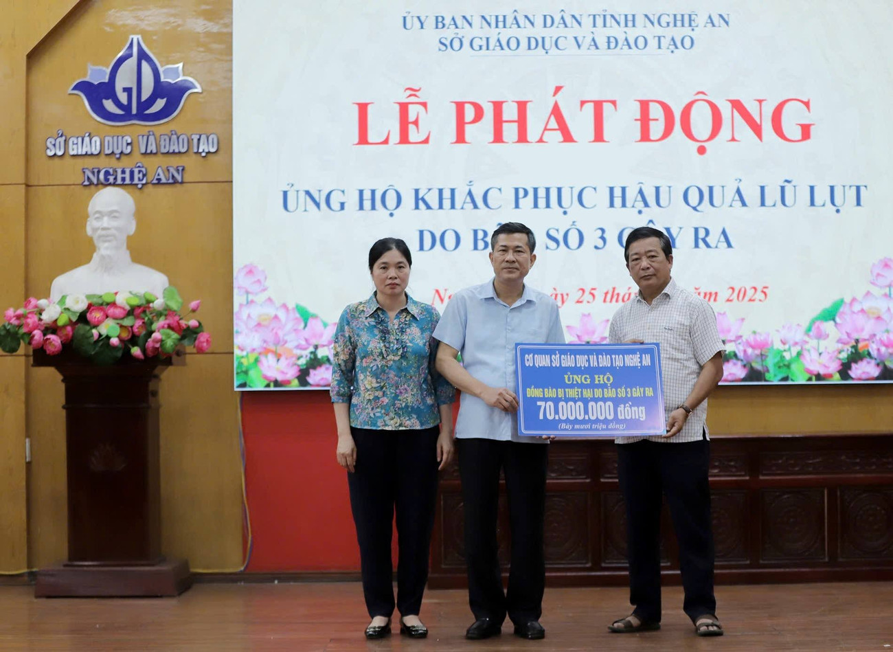 Ngành giáo dục Nghệ An phát động ủng hộ khắc phục hậu quả lũ lụt do bão số 3 gây ra. 521957143-1495019828332317-5355155837954585926-n.jpg