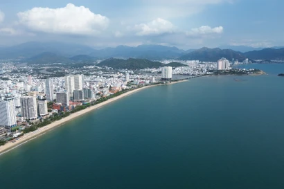 Vịnh Nha Trang - một trong những vịnh biển đẹp nhất thế giới