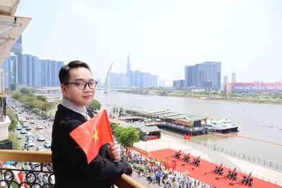 Anh Vũ Đỗ Khanh tại TPHCM dịp kỷ niệm 50 năm Ngày thống nhất đất nước ẢNh: NVCC