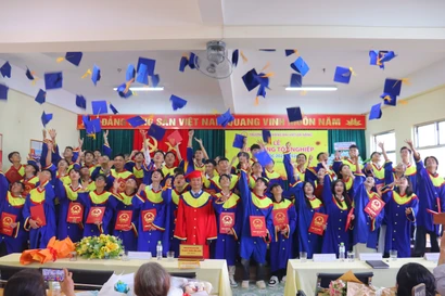 2,5 năm – có việc – có thu nhập