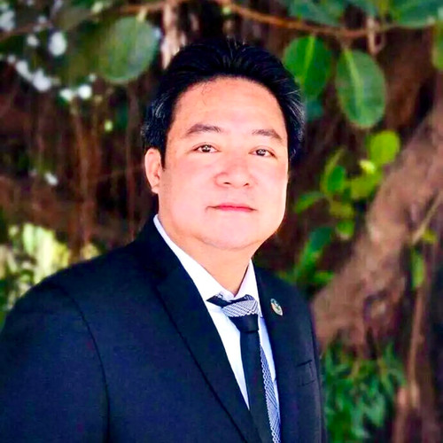 Luật sư Nguyễn Tiến Hùng, Văn phòng Luật sư Nguyễn Khánh Toàn và Cộng sự. Luật sư Nguyễn Tiến Hùng, Văn phòng Luật sư Nguyễn Khánh Toàn và Cộng sự.