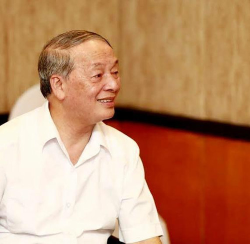 "Cán bộ phải gần dân, sát doanh nghiệp, giảm bớt hành chính giấy tờ. Đắk Lắk nên rút kinh nghiệm tiêu thụ vải thiều ở Bắc Giang" - chuyên gia Vũ Vinh Phú.