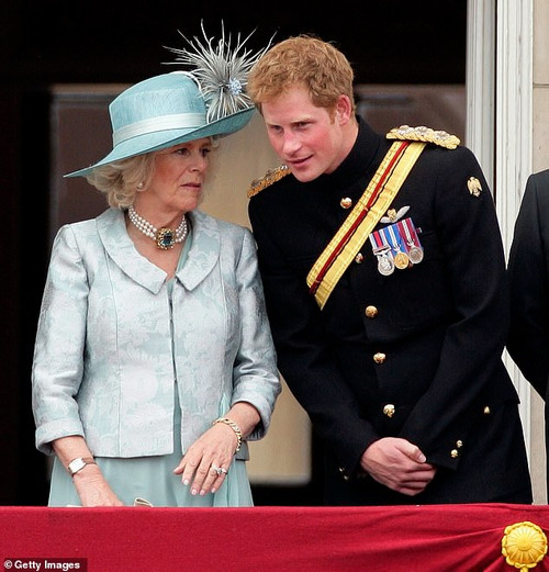 Mối quan hệ giữa Hoàng hậu Camilla và Hoàng tử Harry được Channel khai thác trong phim tài liệu mới. Ảnh: Getty Images.