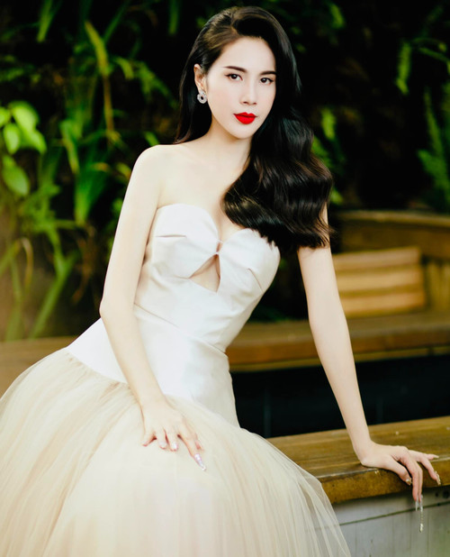 Thủy Tiên khẳng định không yêu cầu bồi thường tinh thần, cũng không cần bà Phương Hằng xin lỗi. Ảnh: FBNV.