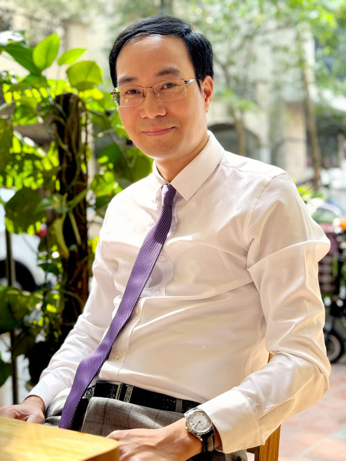 Nhà nghiên cứu văn hóa Ngô Hương Giang. Nhà nghiên cứu văn hóa Ngô Hương Giang.