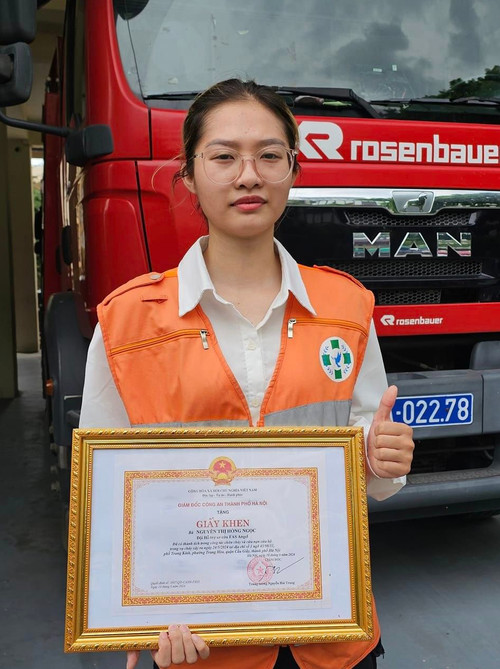 Nguyễn Thị Hồng Ngọc Nguyễn Thị Hồng Ngọc