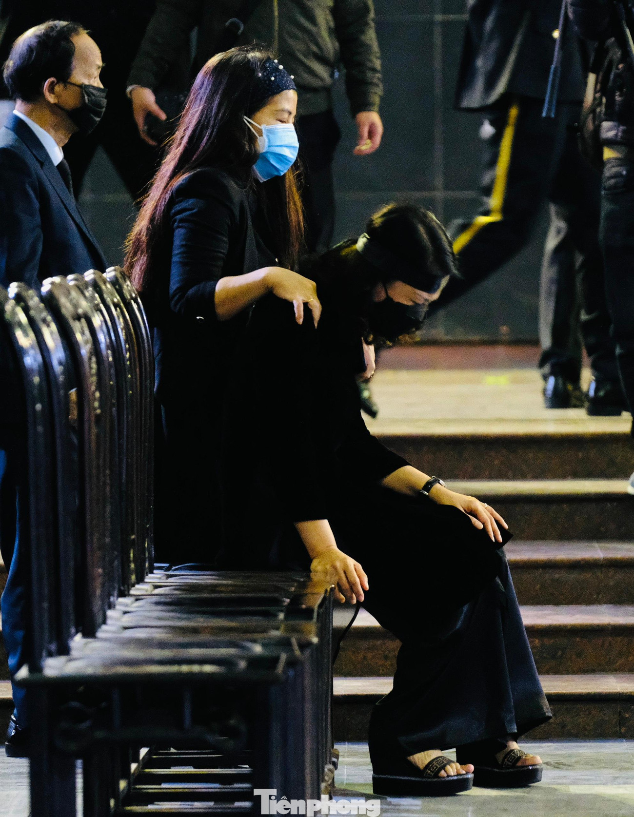 Nỗi đau tận cùng. Nỗi đau tận cùng.