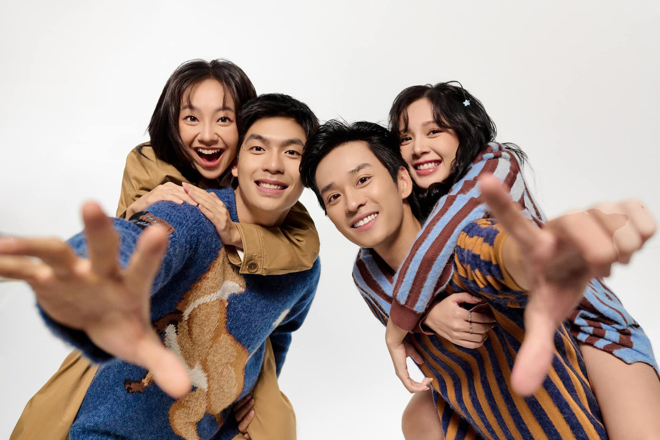 Bộ tứ diễn viên Hoàng Hà, Quốc Anh, Trần Nghĩa và Ngọc Huyền gây tiếc nuối khi nói lời chia tay sau phần một bộ phim Chúng ta của 8 năm sau.